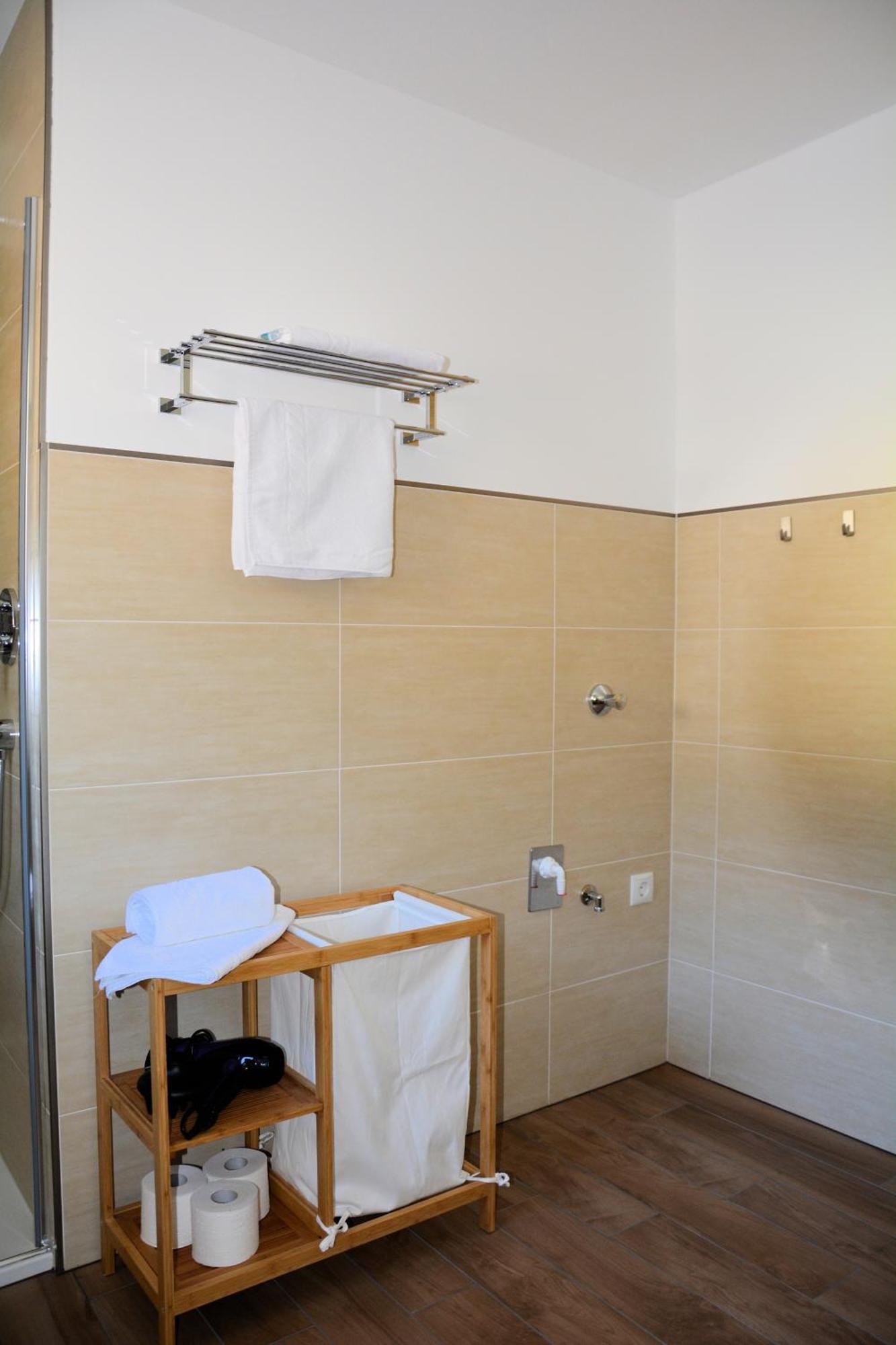 Privatpension Bergkristall San Martino In Passiria  Exteriör bild