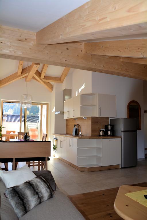Privatpension Bergkristall San Martino In Passiria  Exteriör bild