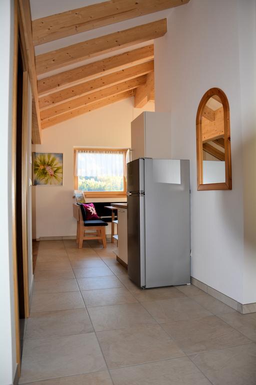 Privatpension Bergkristall San Martino In Passiria  Exteriör bild