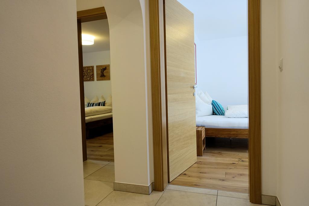 Privatpension Bergkristall San Martino In Passiria  Exteriör bild