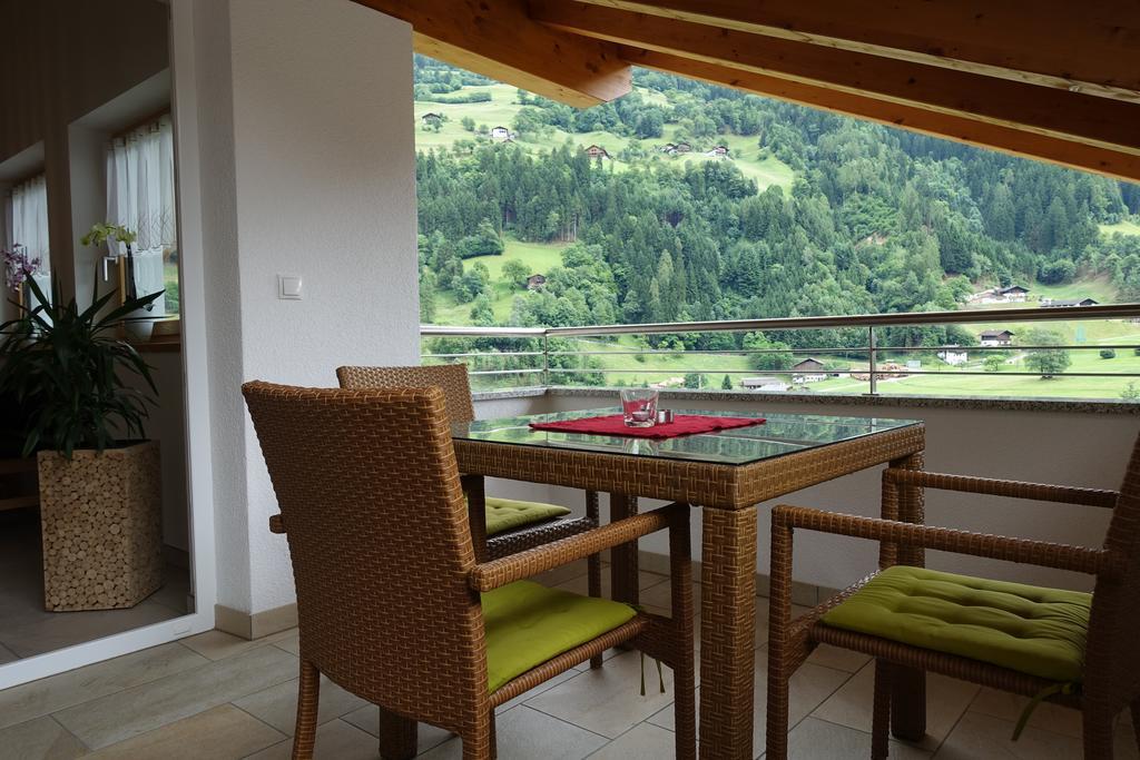 Privatpension Bergkristall San Martino In Passiria  Exteriör bild