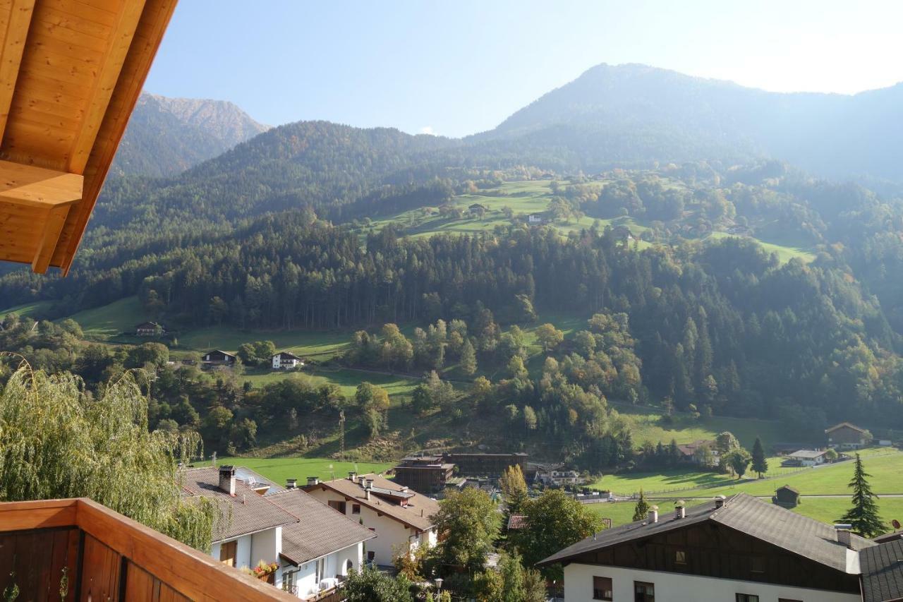 Privatpension Bergkristall San Martino In Passiria  Exteriör bild